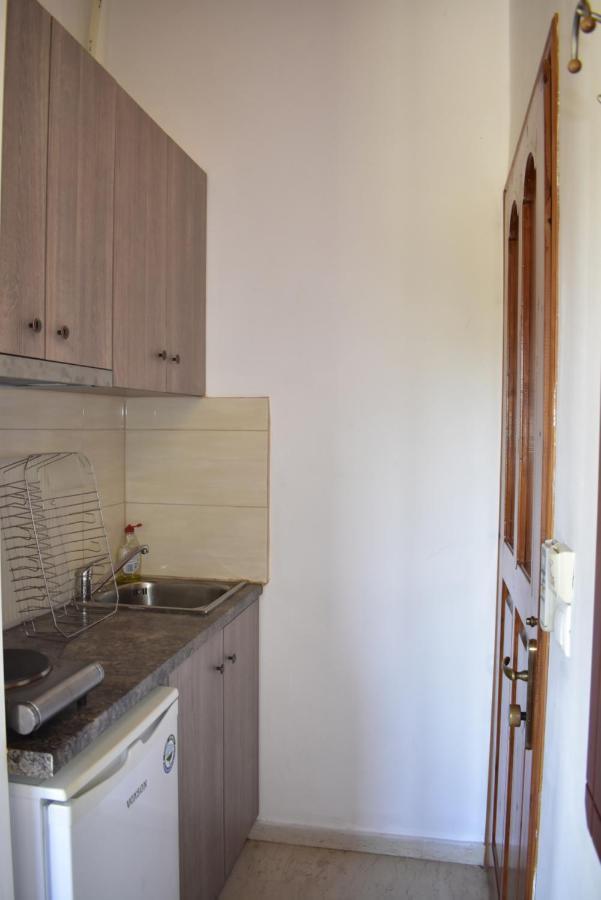 Michalis Place Apartments ヴァシリキ エクステリア 写真