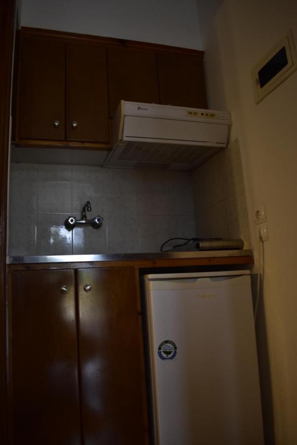 Michalis Place Apartments ヴァシリキ エクステリア 写真