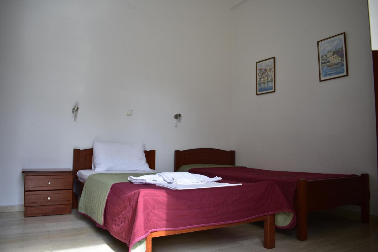 Michalis Place Apartments ヴァシリキ エクステリア 写真