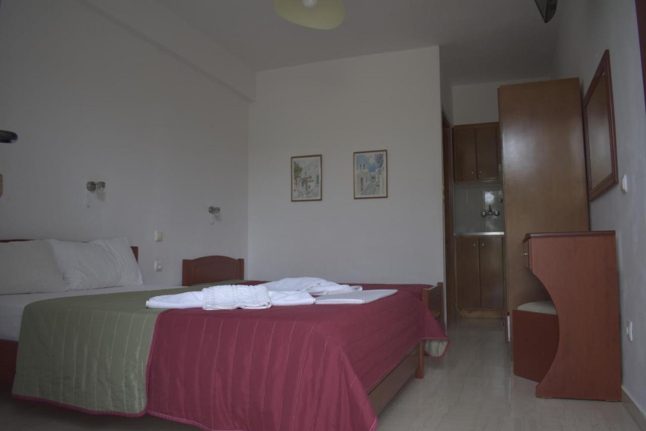 Michalis Place Apartments ヴァシリキ エクステリア 写真
