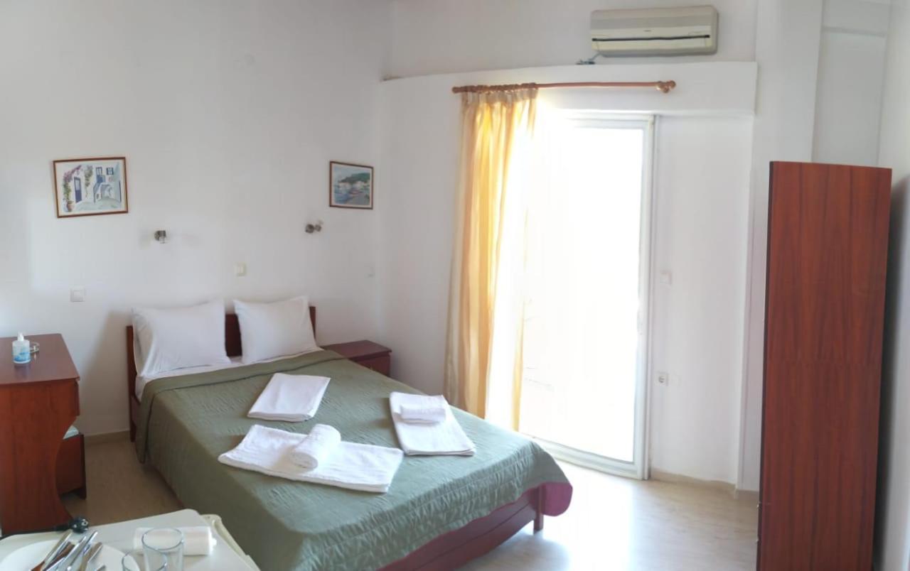 Michalis Place Apartments ヴァシリキ エクステリア 写真