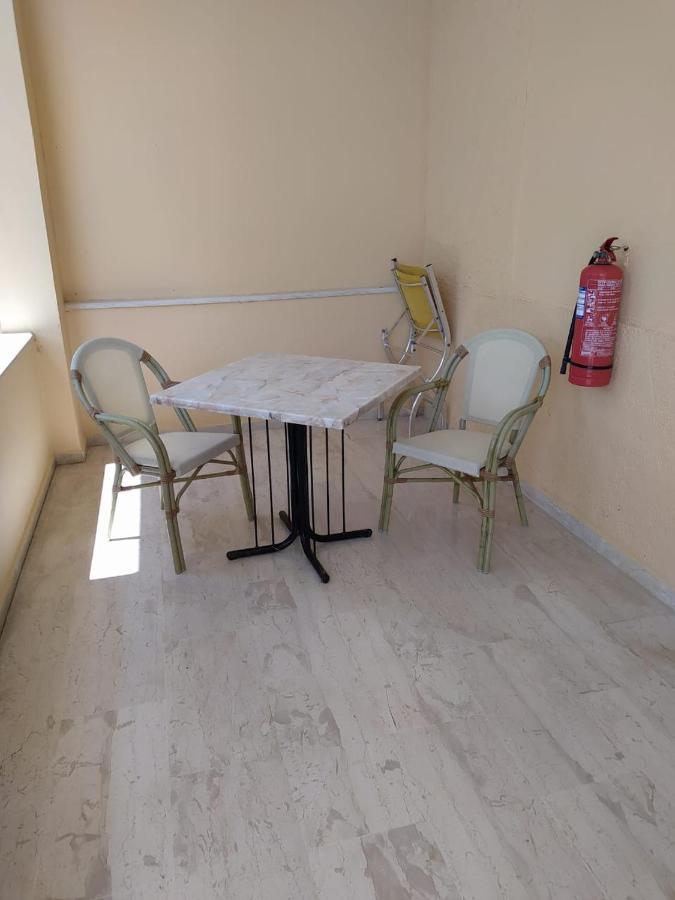 Michalis Place Apartments ヴァシリキ エクステリア 写真