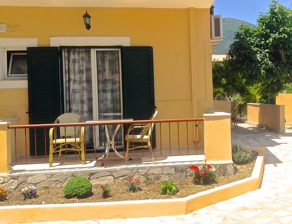 Michalis Place Apartments ヴァシリキ 部屋 写真