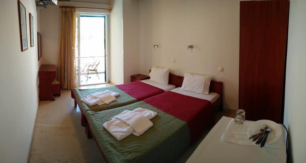 Michalis Place Apartments ヴァシリキ エクステリア 写真